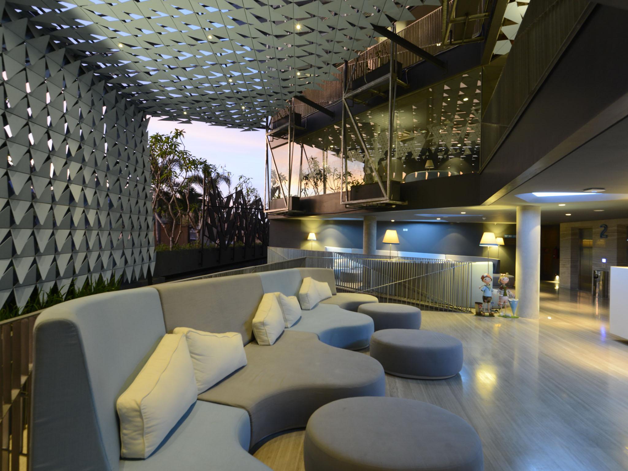 Ize By Lifestyleretreats
