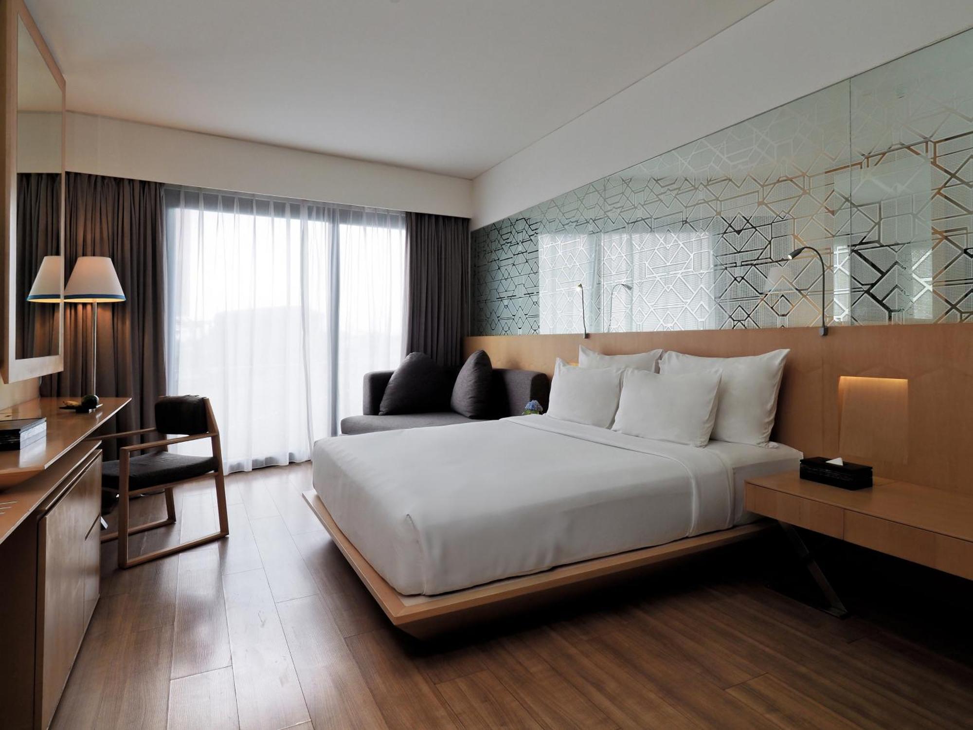 Ize By Lifestyleretreats